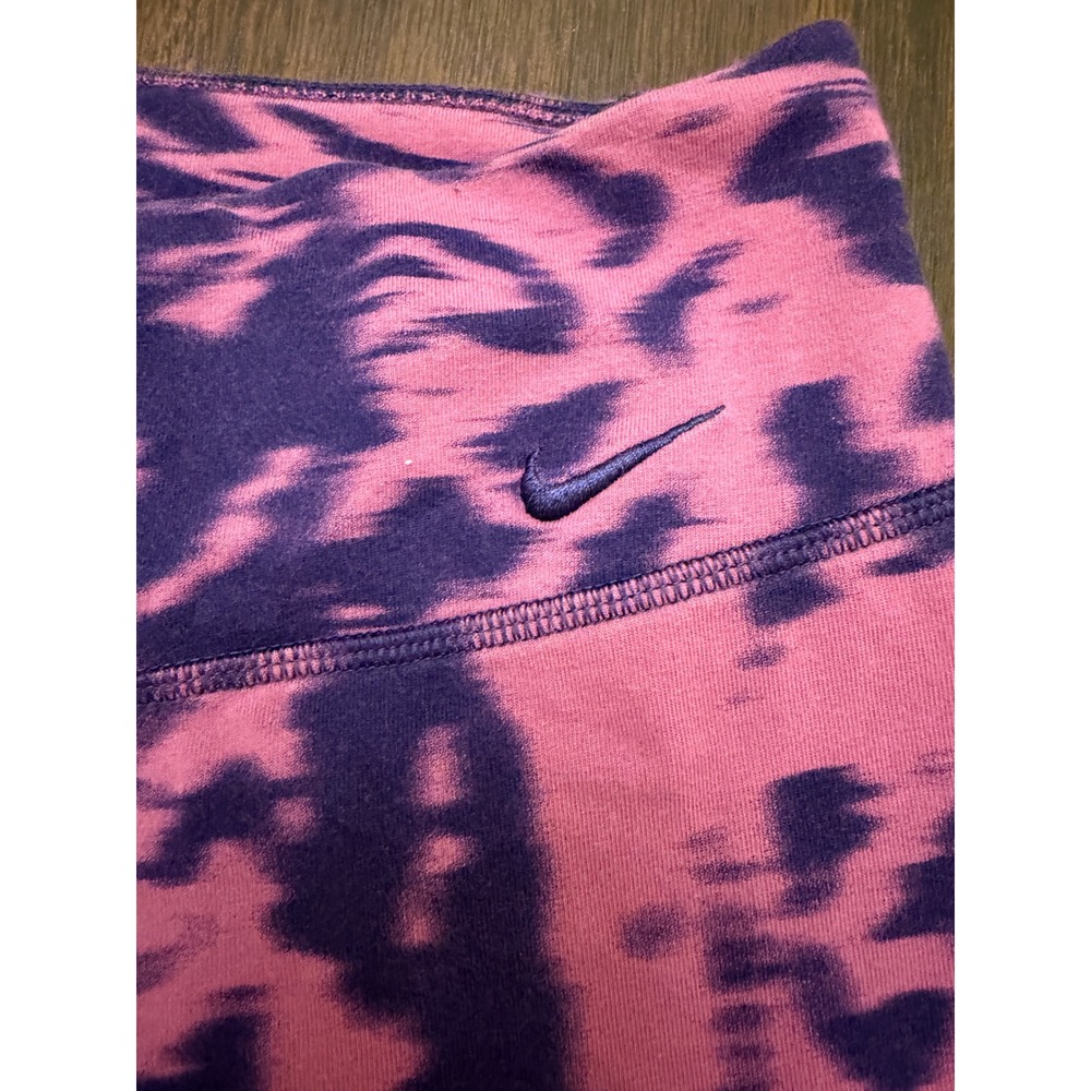 Nike Dri-FIT Womens Pink Purple Abstract Tiger Print Cropped Leggings Size M - Picture 2 of 7